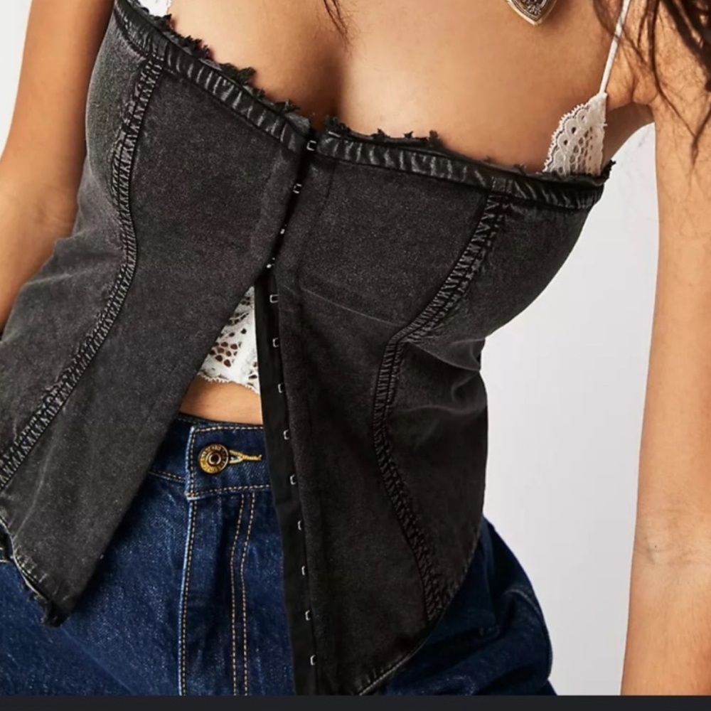 Free people just a minute tub top